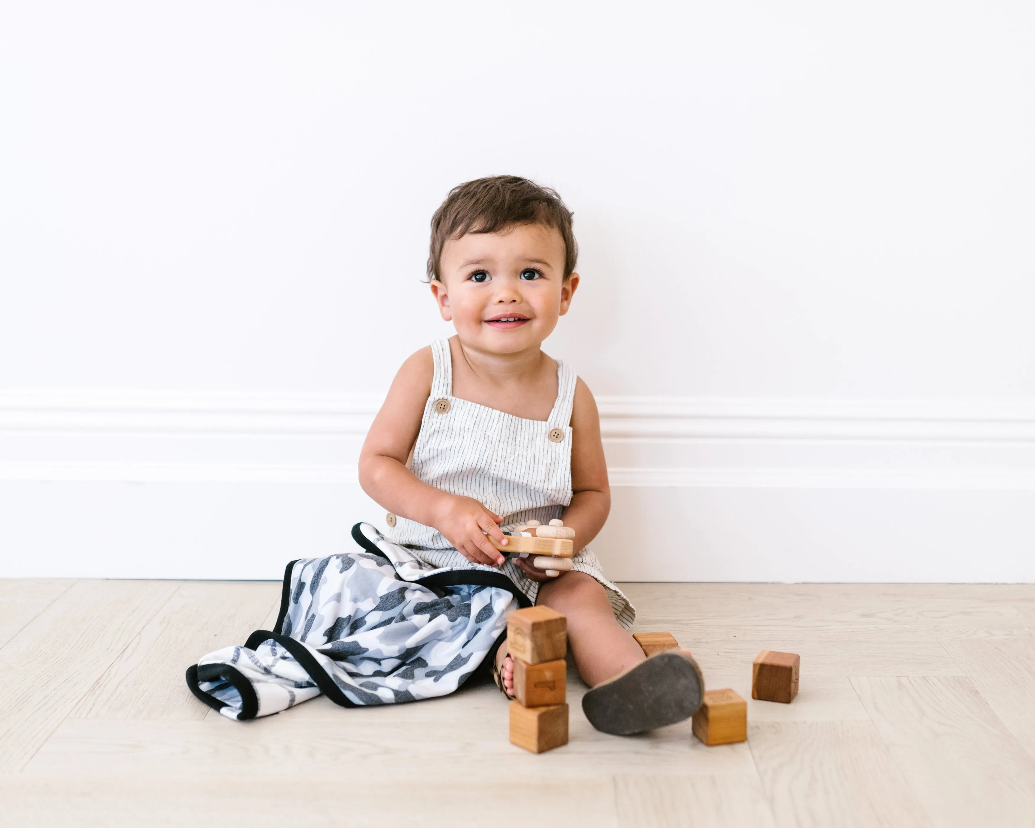 Copper Pearl Three-Layer Security Blanket Set | Gunnar