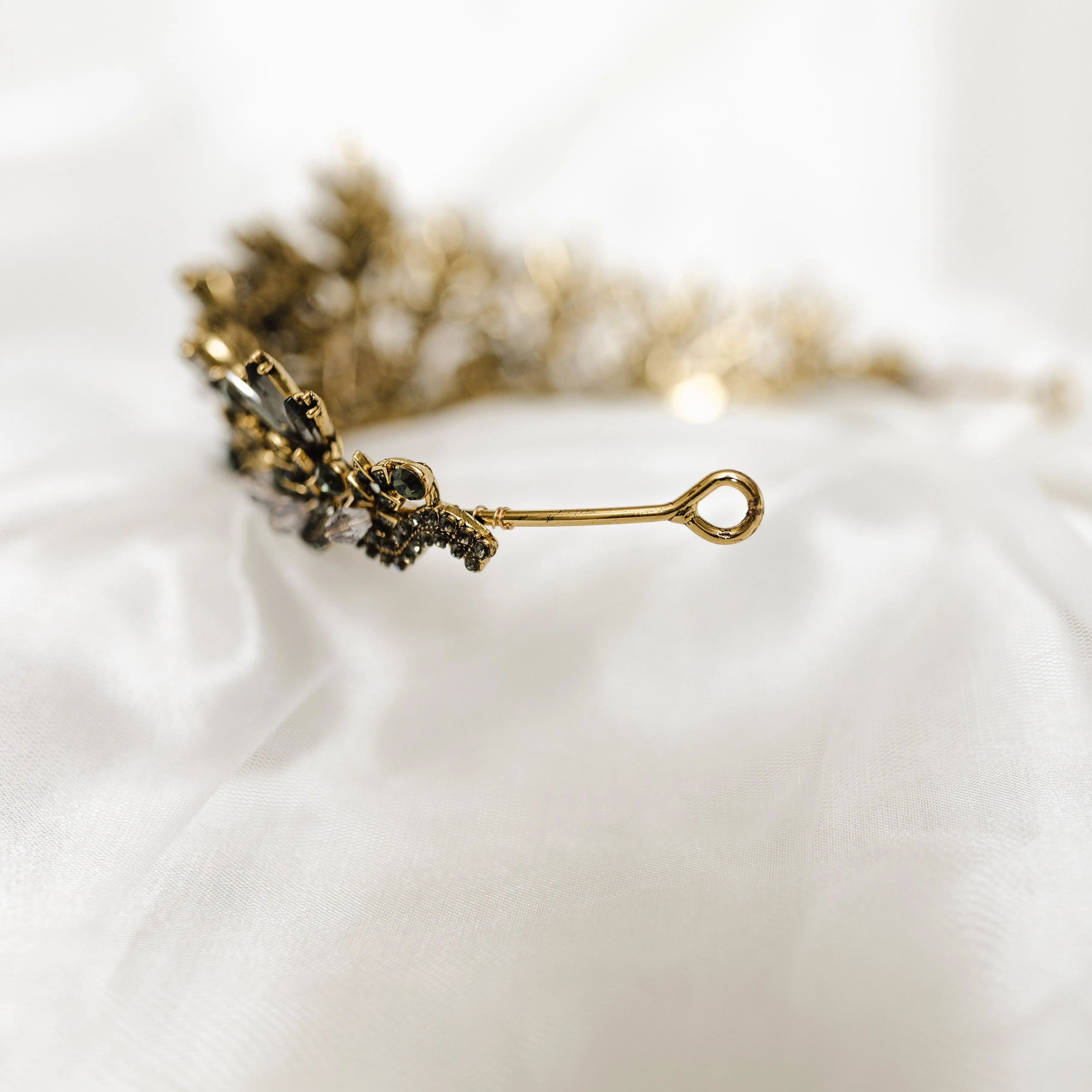 Petra's Tiara in Black