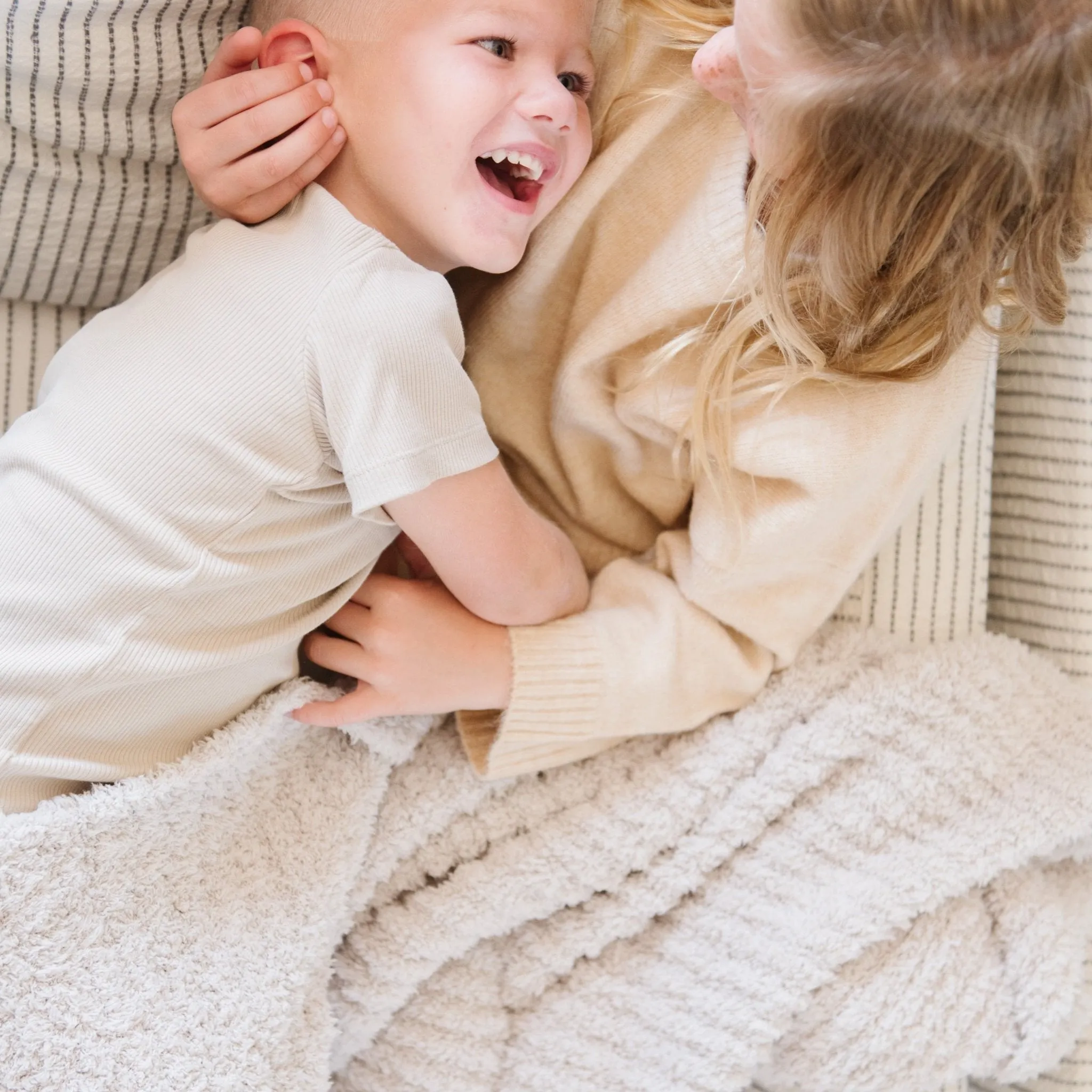 RIBBED BAMBONI TODDLER BLANKETS
